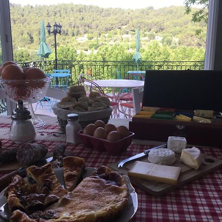 La Maison Du Bonheur Cotignac Bagian luar foto