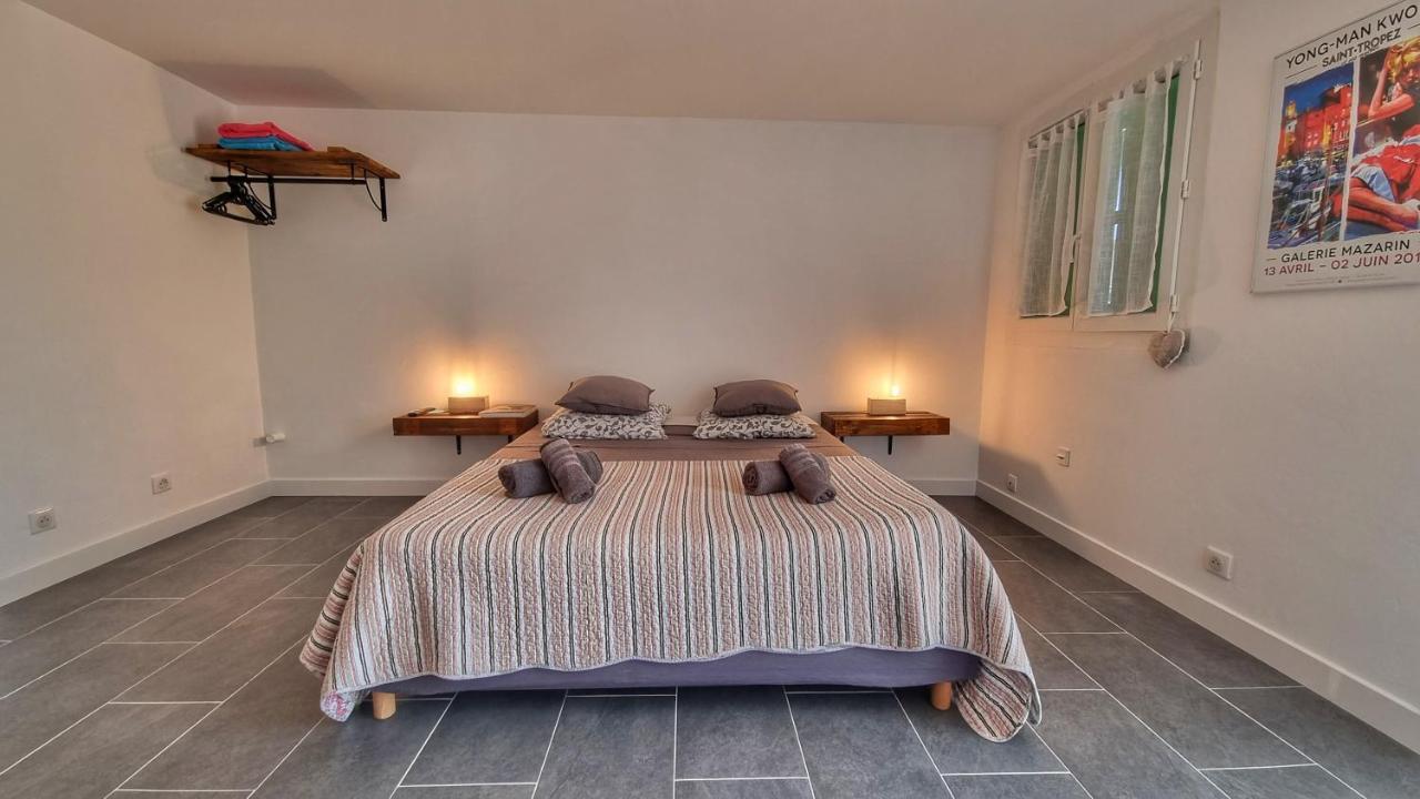 La Maison Du Bonheur Cotignac Bagian luar foto