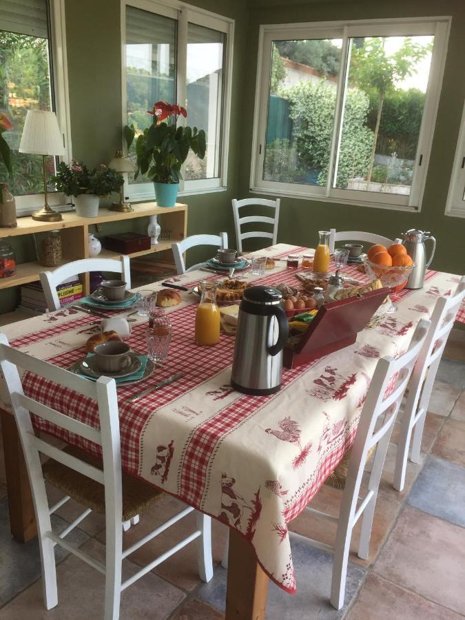 La Maison Du Bonheur Cotignac Bagian luar foto